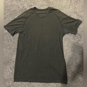 Lululemon metal vent tech 2.0 size S